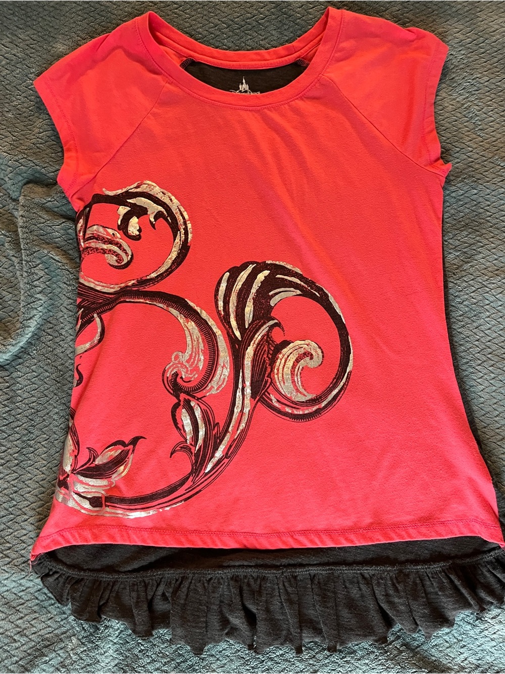 Disney coral & grey Mickey top
Size Large